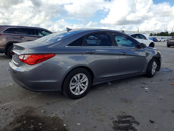 2012 HYUNDAI SONATA Middle-low level