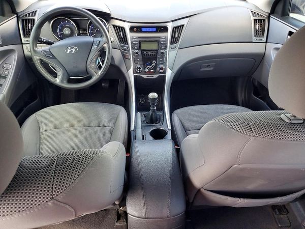 2012 HYUNDAI SONATA Middle-low level