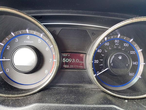 2012 HYUNDAI SONATA Middle-low level