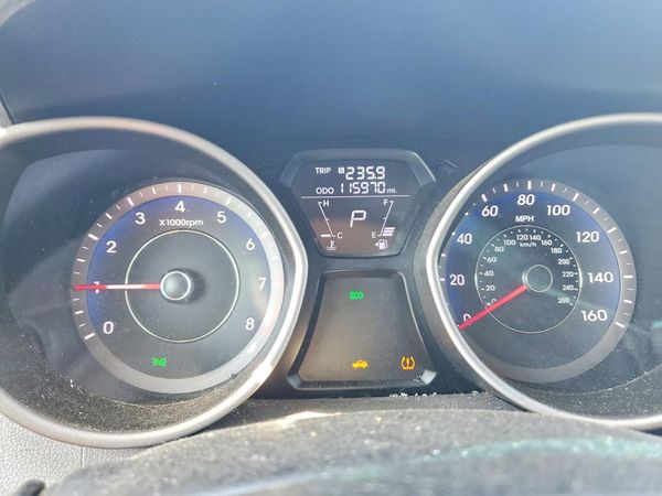 2013 HYUNDAI ELANTRA