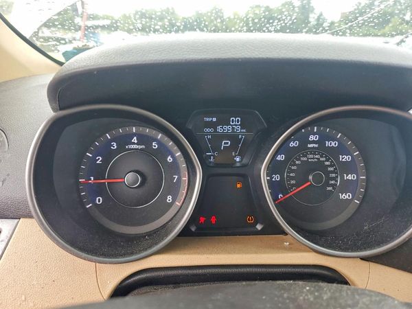 2012 HYUNDAI ELANTRA GLS(Middle grade)