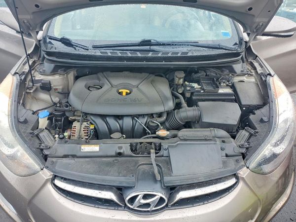 2012 HYUNDAI ELANTRA GLS(Middle grade)