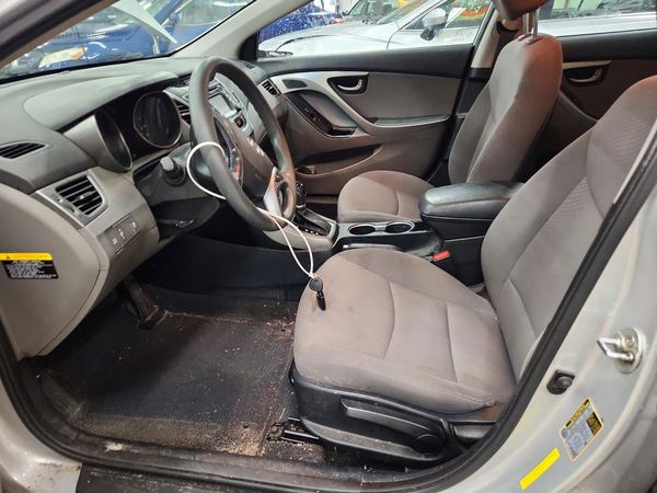 2016 HYUNDAI ELANTRA