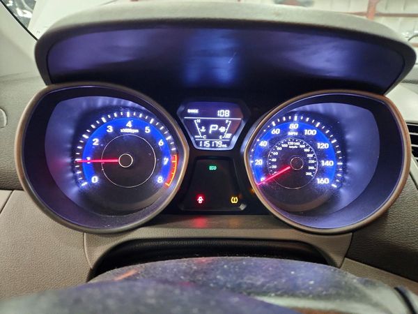 2016 HYUNDAI ELANTRA