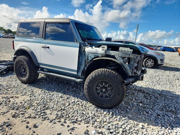 2021 FORD BRONCO