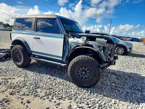 2021 FORD BRONCO