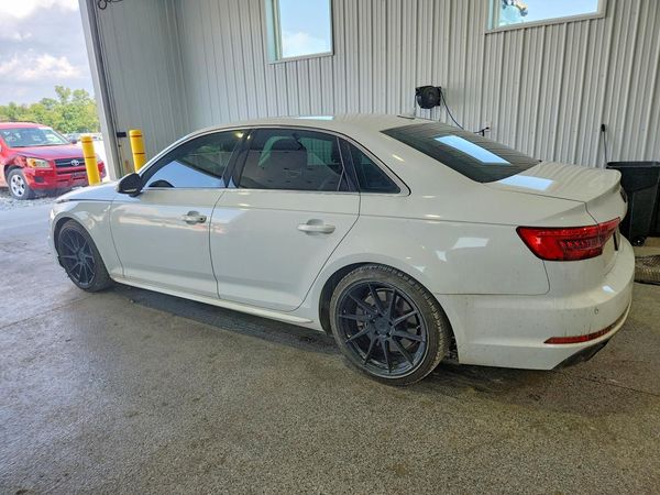 2017 AUDI A4 quattro Premium Plus