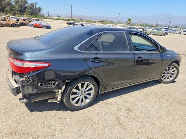 2015 TOYOTA CAMRY SOLA Hybrid