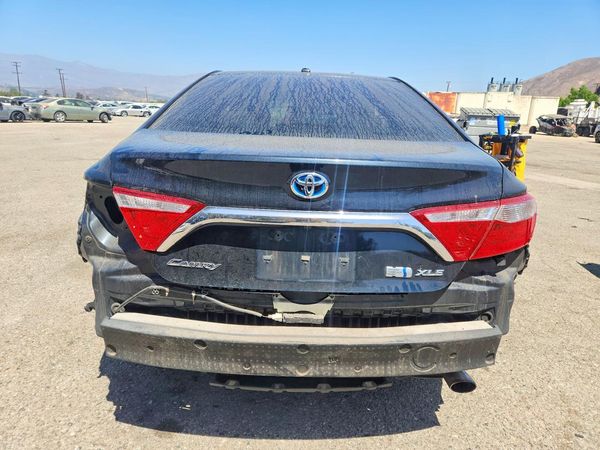 2015 TOYOTA CAMRY SOLA Hybrid