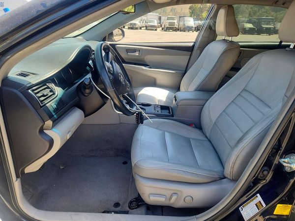 2015 TOYOTA CAMRY SOLA Hybrid