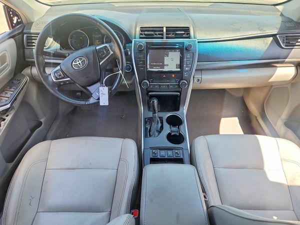 2015 TOYOTA CAMRY SOLA Hybrid