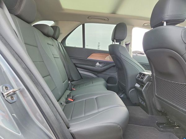 2025 MERCEDES-BENZ GLE