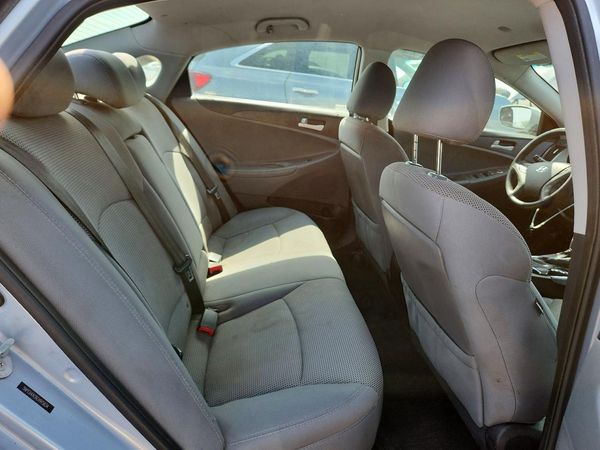 2014 HYUNDAI SONATA GLS/ GLS Popular