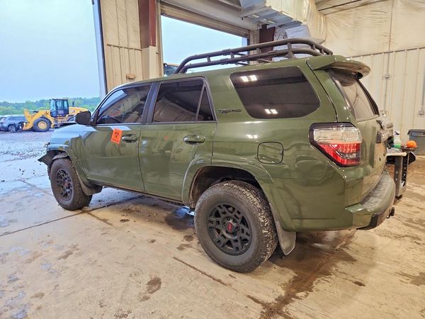 2020 TOYOTA 4RUNNER