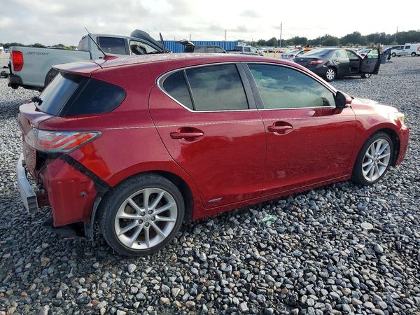 2013 LEXUS CT