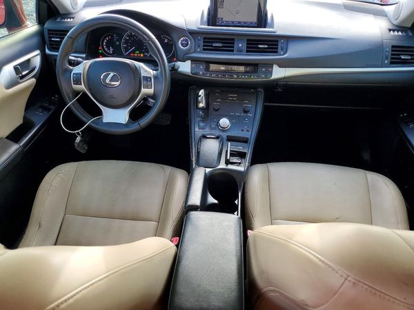 2013 LEXUS CT