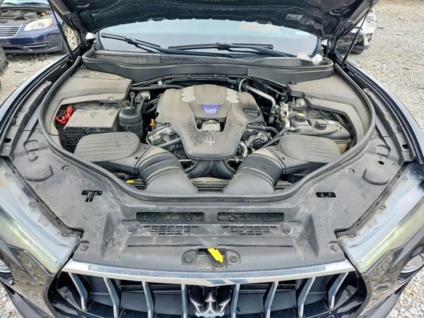2017 MASERATI LEVANTE