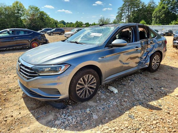 2019 VOLKSWAGEN JETTA — Front 3/4