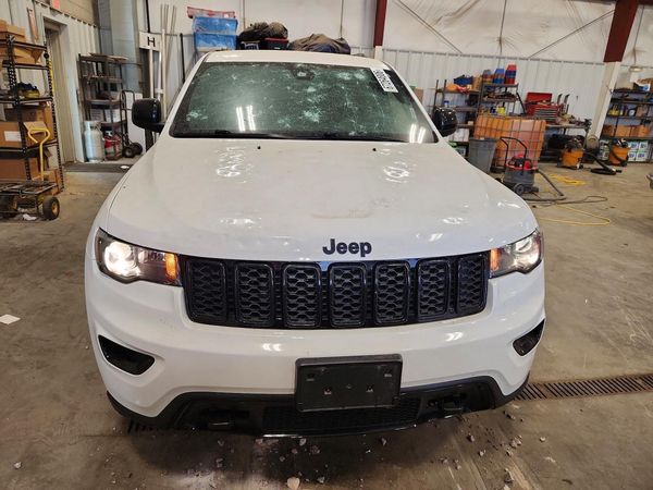 2019 JEEP GRAND CHEROKEE Laredo