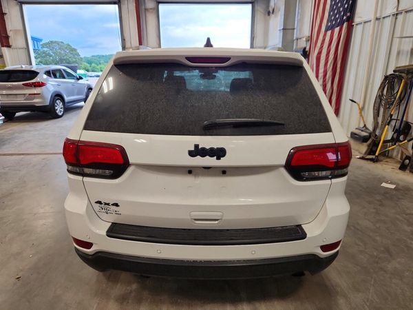 2019 JEEP GRAND CHEROKEE Laredo