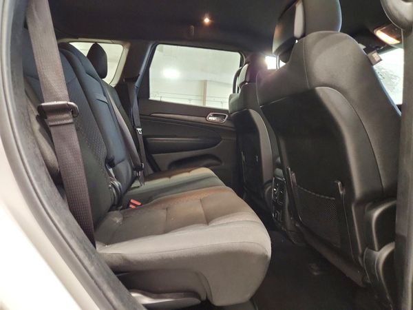 2019 JEEP GRAND CHEROKEE Laredo