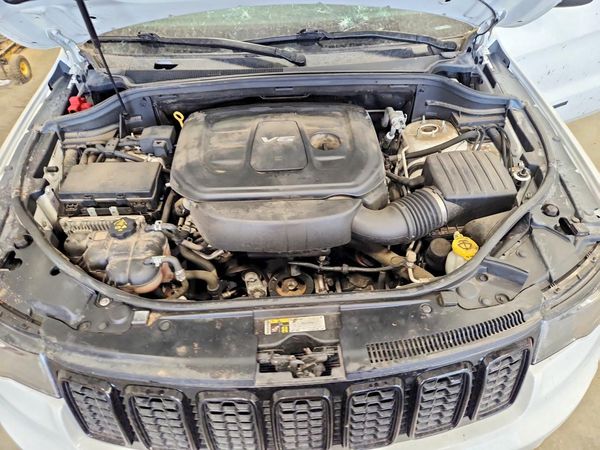 2019 JEEP GRAND CHEROKEE Laredo