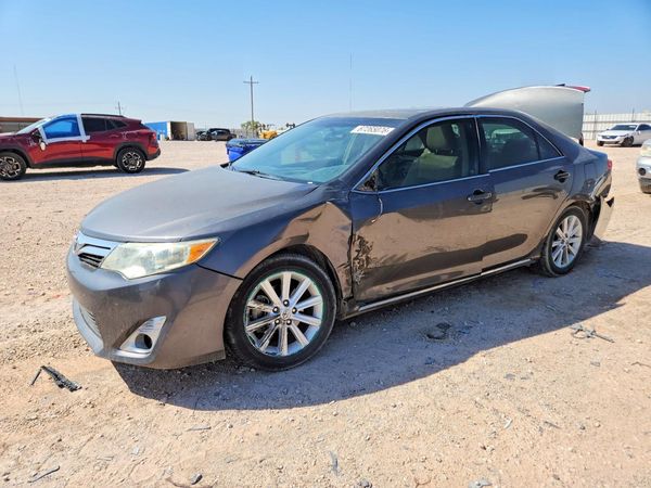 2013 TOYOTA CAMRY