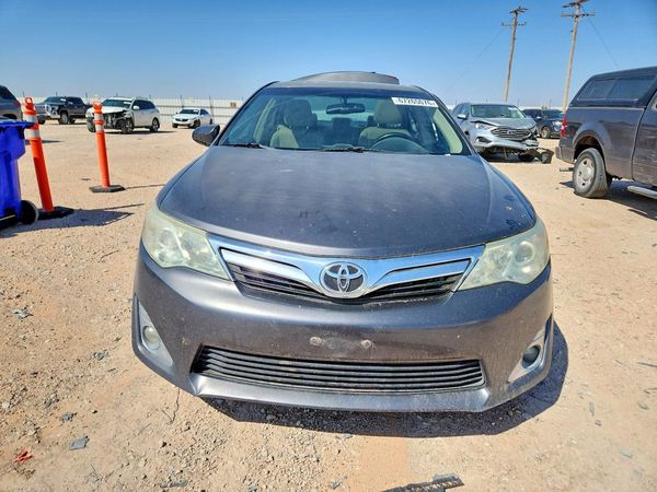 2013 TOYOTA CAMRY