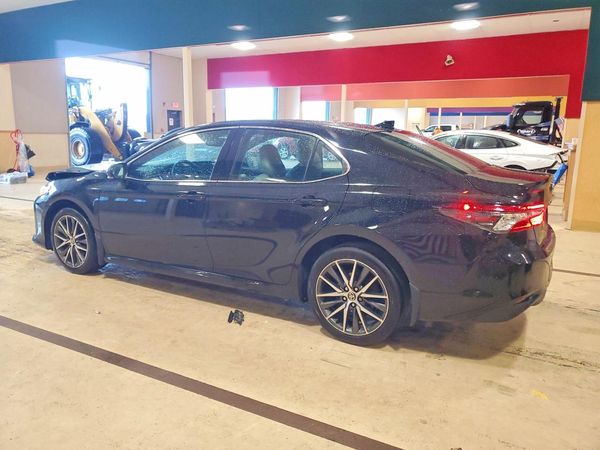 2023 TOYOTA CAMRY