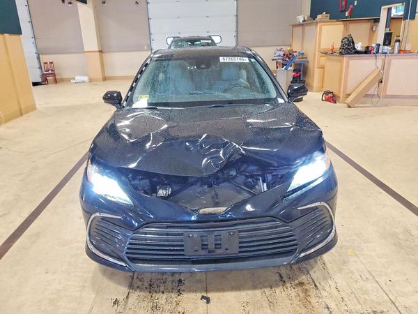 2023 TOYOTA CAMRY