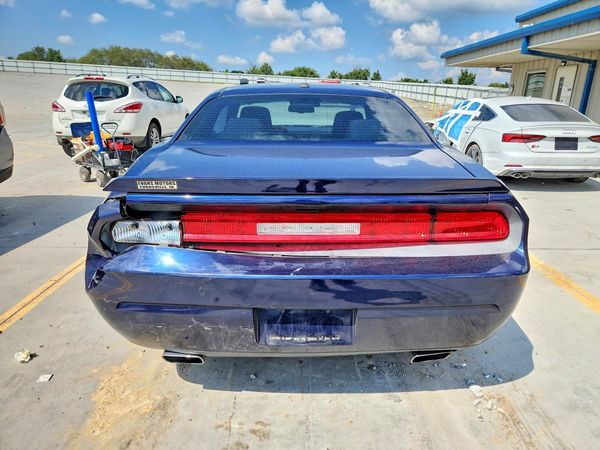 2013 DODGE CHALLENGER Base