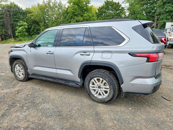 2023 TOYOTA SEQUOIA