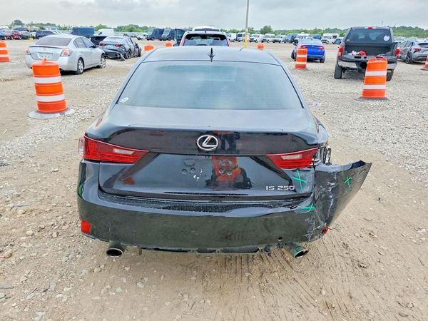 2014 LEXUS IS