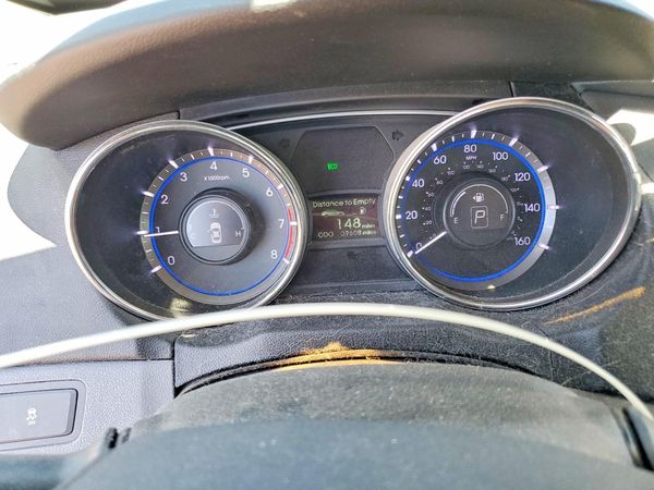 2014 HYUNDAI SONATA