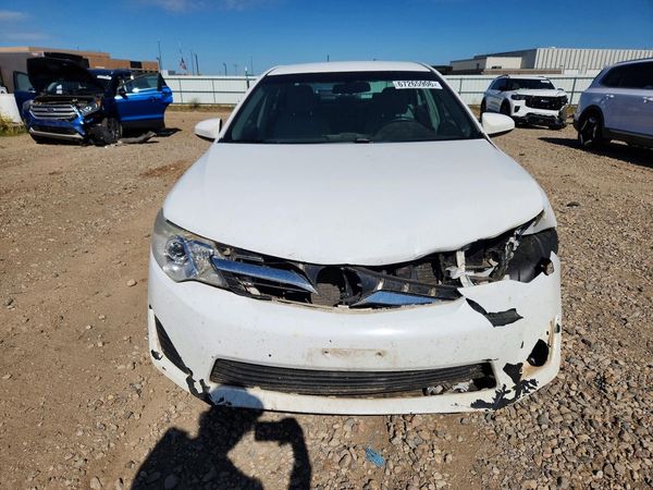 2014 TOYOTA CAMRY