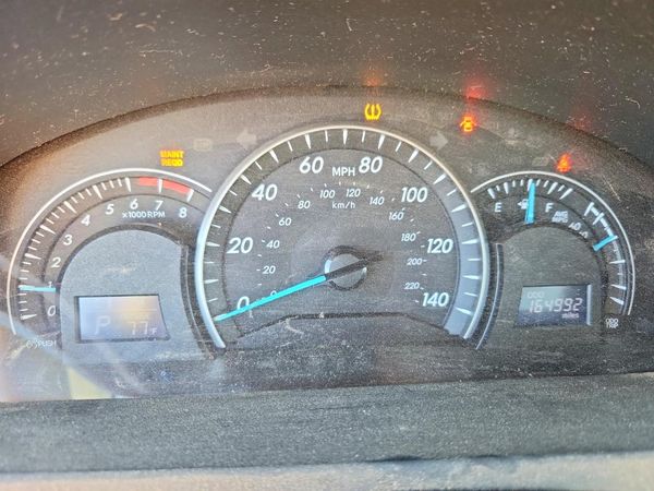 2014 TOYOTA CAMRY