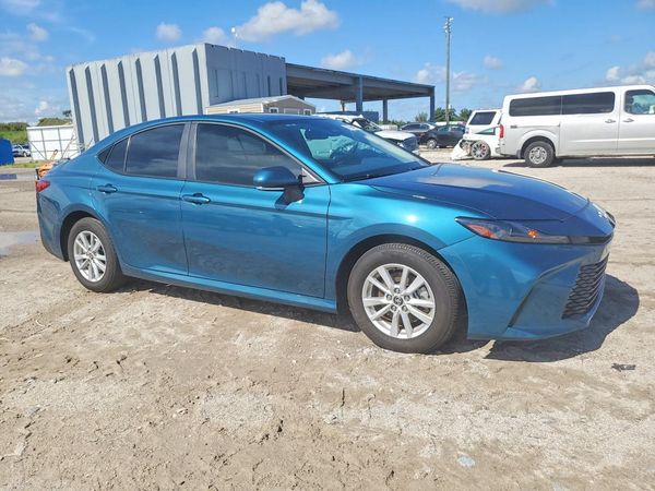 2026 TOYOTA CAMRY