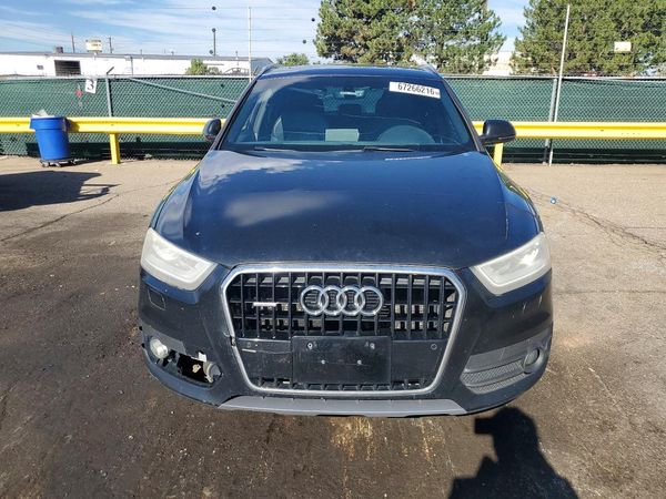 2015 AUDI Q3 quattro Prestige