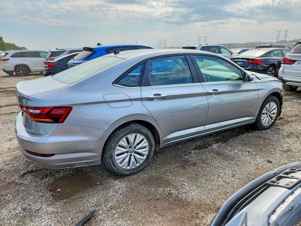 2019 VOLKSWAGEN JETTA S, SE, R-Line