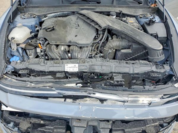 2025 HYUNDAI SONATA SEL — Engine bay