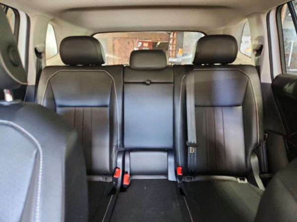 2022 VOLKSWAGEN TIGUAN 4Motion SE