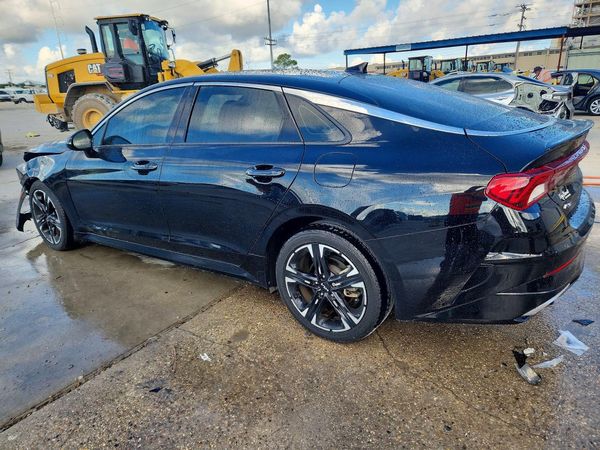 2022 KIA K5