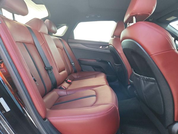 2022 KIA K5