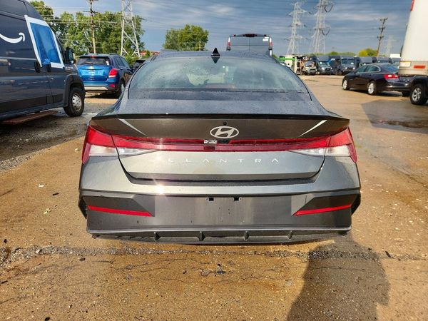 2026 HYUNDAI ELANTRA