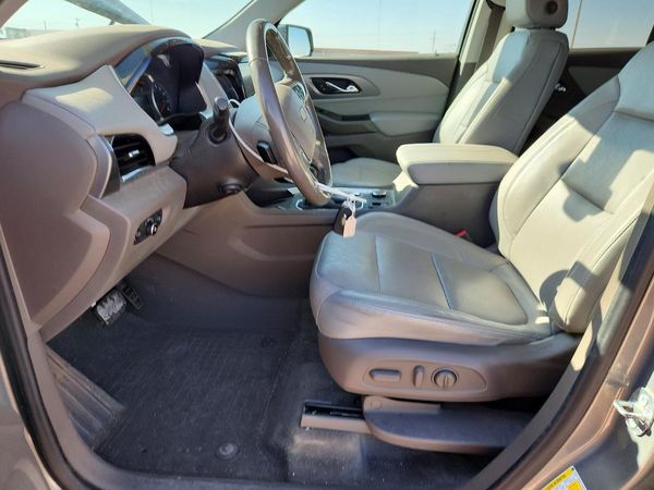 2018 CHEVROLET TRAVERSE Premier — DENT