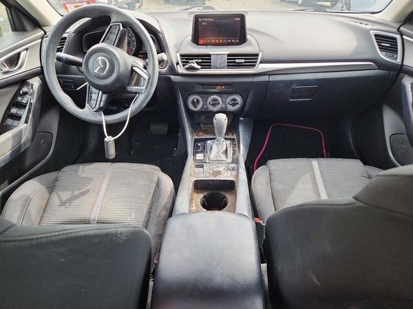 2017 MAZDA 3