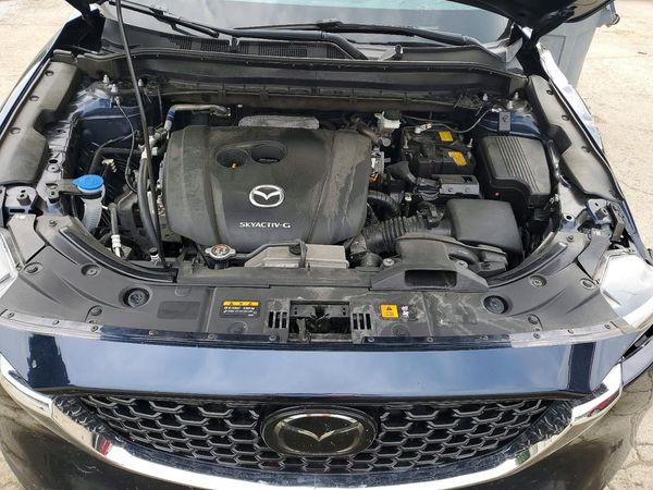 2022 MAZDA CX-5 Select Package — Engine bay