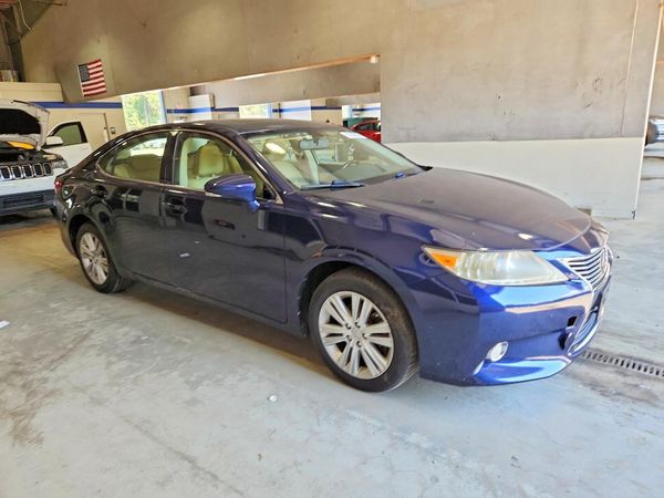 2013 LEXUS ES