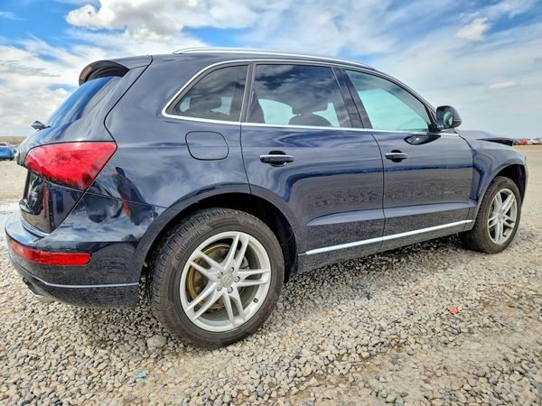 2017 AUDI Q5 quattro Premium