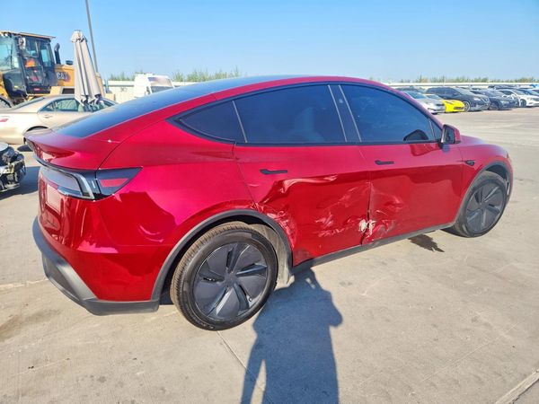 2026 TESLA MODEL Y